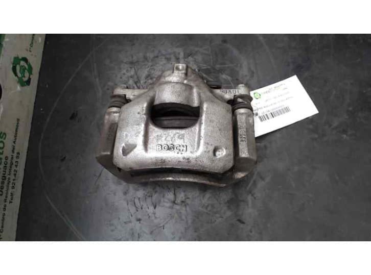 Recambio de pinza freno delantera izquierda para toyota aygo (_b4_) 1.0 (kgb40) referencia OEM IAM 33151311 BOSCH