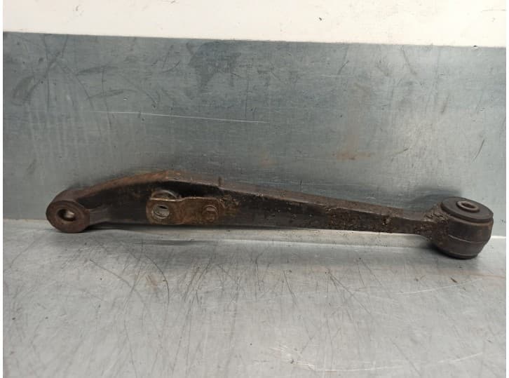 Recambio de brazo suspension inferior delantero izquierdo para peugeot j5 (280) 2.5 diesel referencia OEM IAM 3520 41