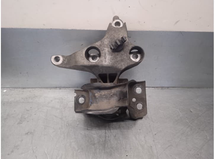 Recambio de soporte motor derecho para dacia duster (hs_) 1.5 dci (hsmc) referencia OEM IAM 112849221R