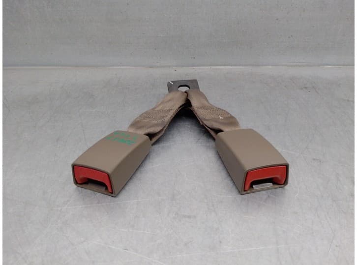Recambio de enganche cinturon trasero central para dodge journey 2.0 crd referencia OEM IAM 1AN211K7AB TRAS IZQ / TRAS CENTRAS 5