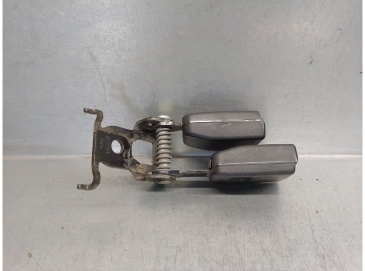 Recambio de enganche cinturon trasero izquierdo para renault fluence (l3_) 1.5 dci (l30d, l30l, l306, l33f, l33l, l33m, l33v, l3