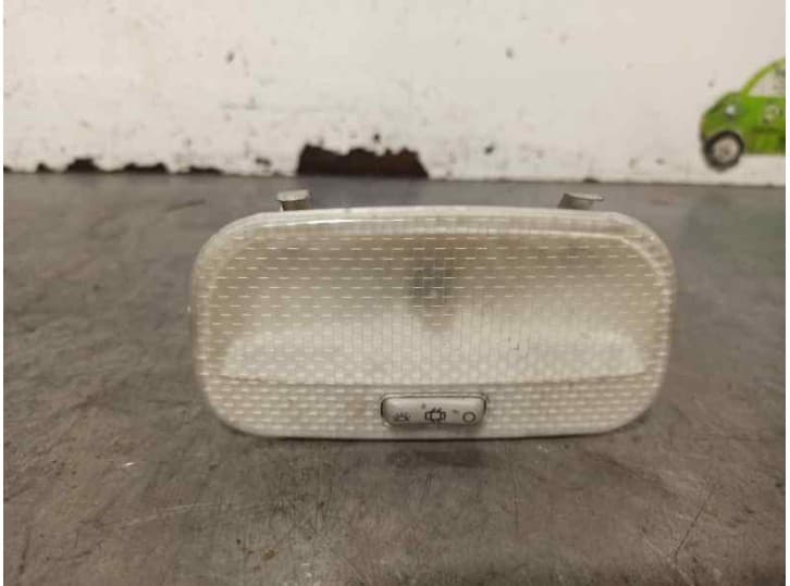 Recambio de luz interior para toyota proace furgoneta (mdx_) 2.0 d (mdx3) referencia OEM IAM 9680717080