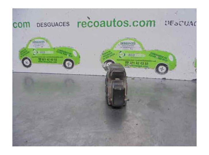 Recambio de mando elevalunas trasero derecho para kia joice (mte1p) 2.0 referencia OEM IAM 620W0304