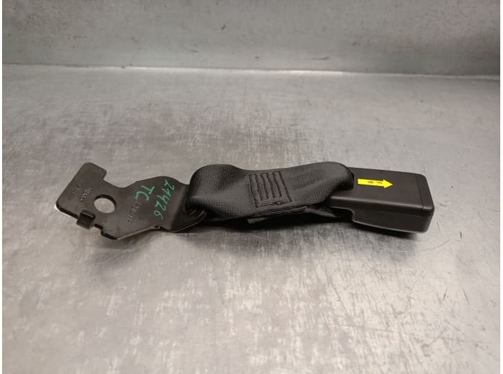 Recambio de enganche cinturon trasero derecho para kia ceed tourer (cd) 1.0 t-gdi referencia OEM IAM 89840J7000WK 89840J7000WK