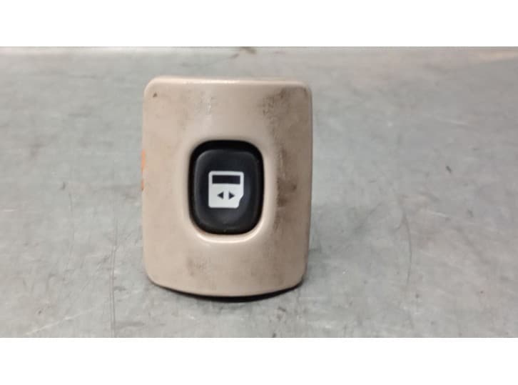 Recambio de interruptor para lancia voyager monospace (404_) 2.8 crd (rt, 53) referencia OEM IAM K68110869AA K68110869AA