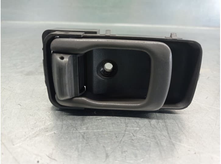 Recambio de maneta interior delantera derecha para nissan almera i hatchback (n15) 2.0 d referencia OEM IAM 806700M001 5 PUERTA