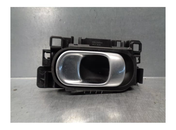Recambio de maneta interior delantera derecha para citroën c4 cactus 1.6 bluehdi 100 referencia OEM IAM 98012885VV