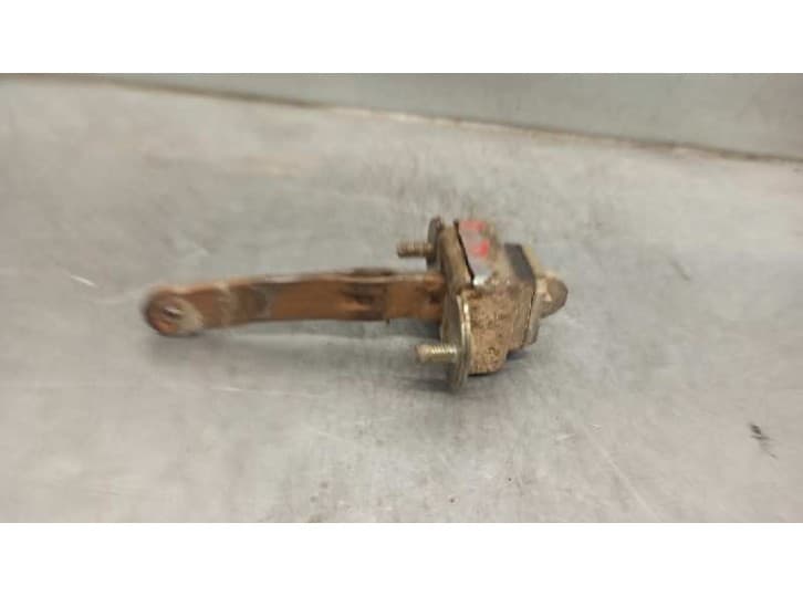 Recambio de retenedor puerta para opel campo (tf0, tf1) 2.5 td 4x4 (tfs54) referencia OEM IAM