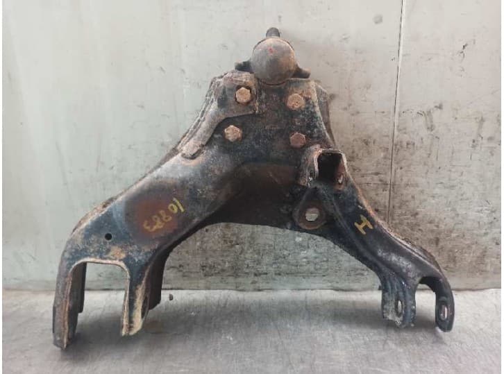 Recambio de brazo suspension inferior delantero izquierdo para opel campo (tf0, tf1) 2.5 td 4x4 (tfs54) referencia OEM IAM