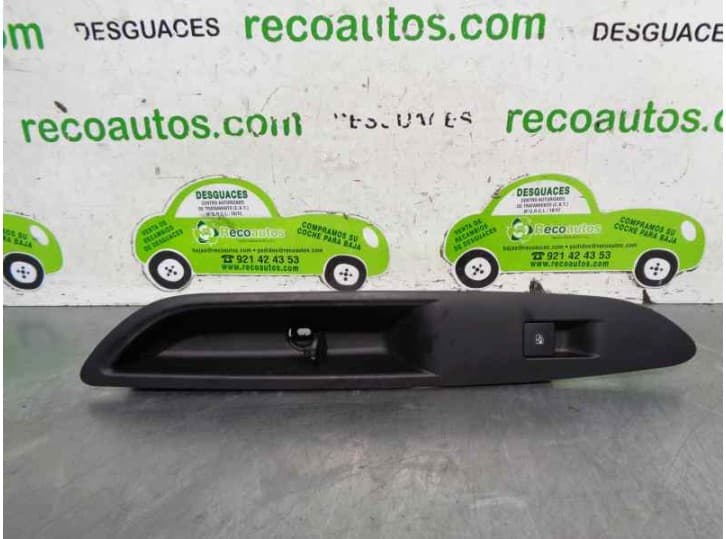 Recambio de mando elevalunas trasero derecho para opel mokka / mokka x (j13) 1.6 cdti (_76) referencia OEM IAM 13301888 95025525