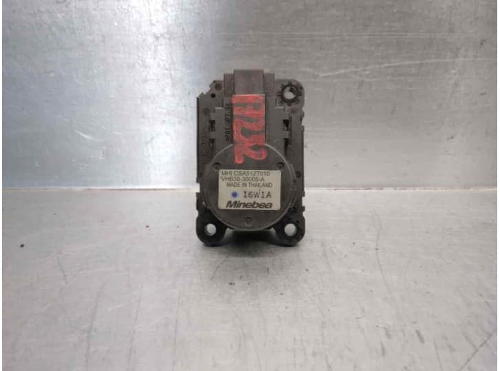 Recambio de motor calefaccion para mitsubishi asx (ga_w_) 1.8 di-d (ga6w) referencia OEM IAM CSA512T010 DE TRAMPILLA