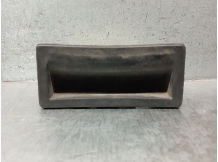 Recambio de maneta exterior porton para audi a3 sportback (8va, 8vf) 2.0 tdi referencia OEM IAM 5N0827566T