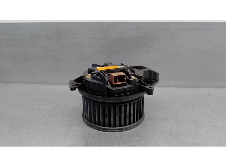 Recambio de motor calefaccion para audi a4 b6 (8e2) 2.5 tdi referencia OEM IAM 8E1820021B