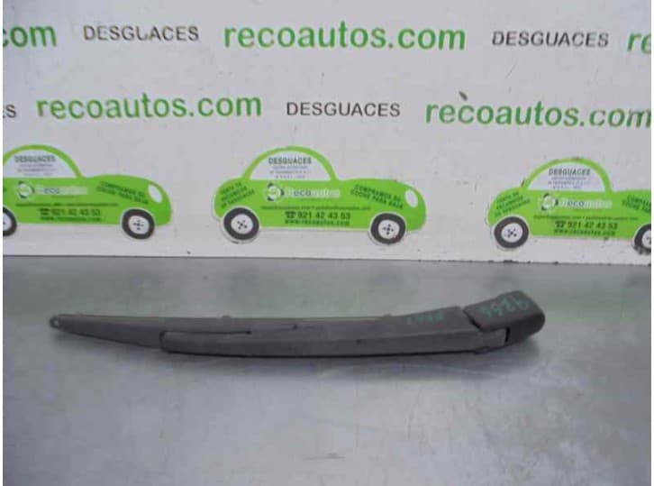 Recambio de brazo limpia trasero para fiat sedici (189_) 1.9 d multijet referencia OEM IAM 0071768101