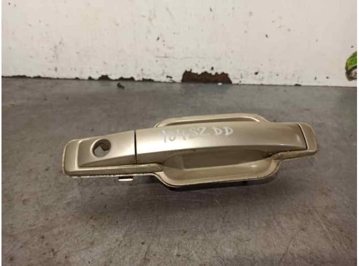 Recambio de maneta exterior delantera derecha para ssangyong kyron 2.0 xdi referencia OEM IAM 7245031000 5 PUERTAS