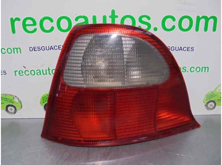 Recambio de piloto trasero izquierdo para rover 200 ii hatchback (rf) 216 si referencia OEM IAM XFB10089