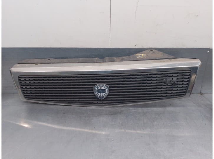 Recambio de rejilla delantera para lancia y10 (156_) 1.1 i.e. fire (156ag) referencia OEM IAM 7715955