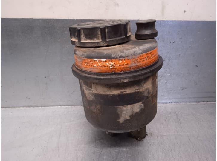 Recambio de deposito servo para iveco daily ii furgoneta 30-8 (12914111, 12914112, 12914117, 12914131, 12914137,... referencia O