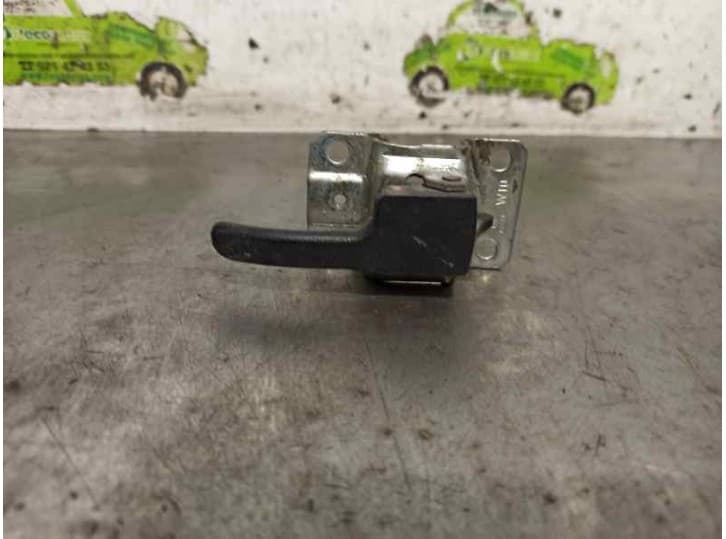 Recambio de maneta interior delantera derecha para volkswagen t-3 caravelle 1.6 c.c td referencia OEM IAM 171837226