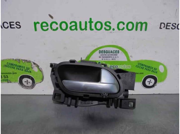 Recambio de maneta interior trasera derecha para citroën c4 ii (nc_) 1.2 thp 110 referencia OEM IAM 9660525380