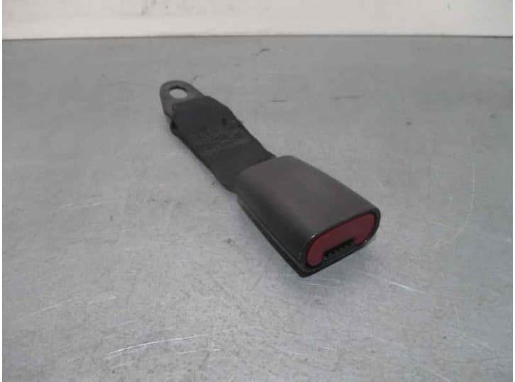 Recambio de enganche cinturon trasero central para alfa romeo 147 (937_) 1.6 16v t.spark eco (937.axa1a, 937.bxa1a) referencia O