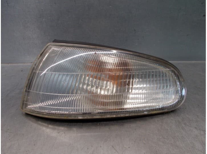 Recambio de piloto delantero izquierdo para hyundai s coupe (slc) 1.5 i referencia OEM IAM 9230123221