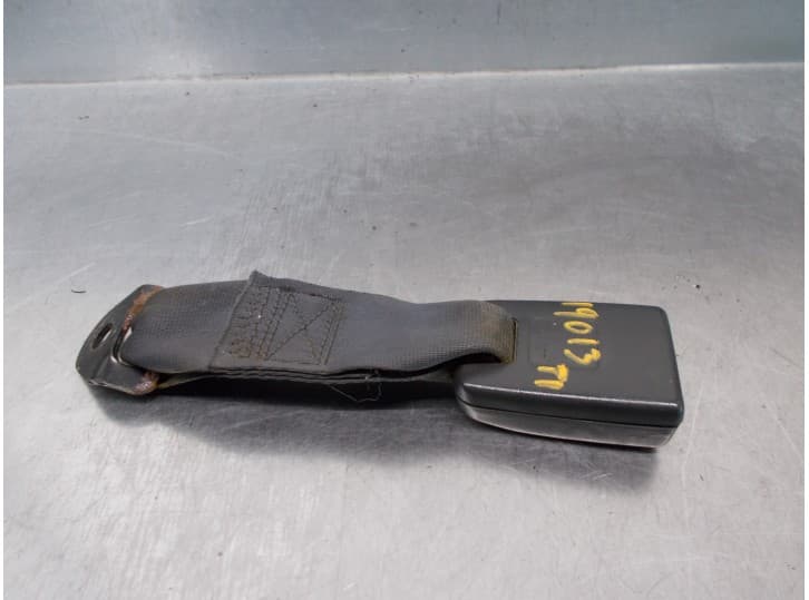 Recambio de enganche cinturon trasero izquierdo para hyundai s coupe (slc) 1.5 i referencia OEM IAM 8983023007AQ TRA IZQ ,