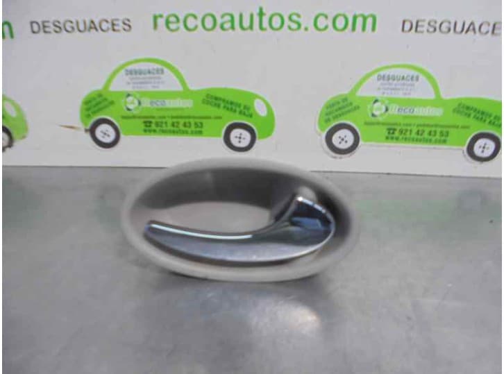 Recambio de maneta interior delantera derecha para mercedes-benz clk (c209) clk 270 cdi (209.316) referencia OEM IAM