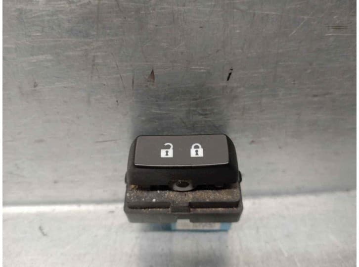 Recambio de botones salpicadero para opel karl (c16) 1.0 referencia OEM IAM 95299159 4 PINES
