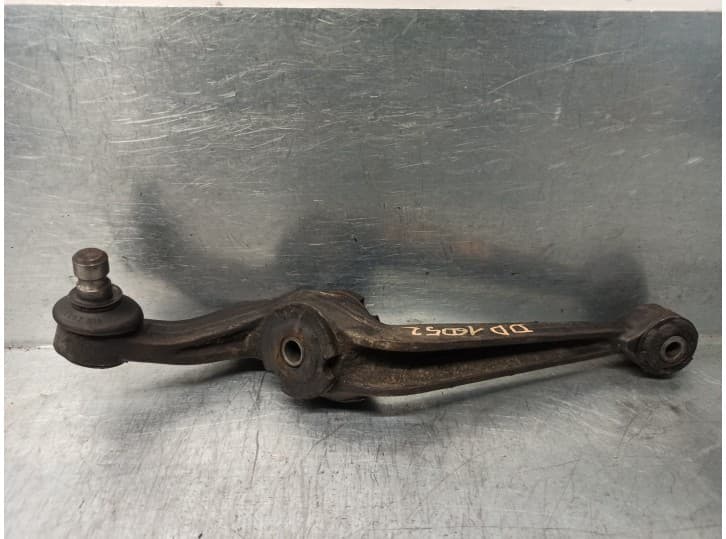 Recambio de brazo suspension inferior delantero derecho para peugeot 309 ii (3c, 3a) 1.9 diesel referencia OEM IAM 352145 352145