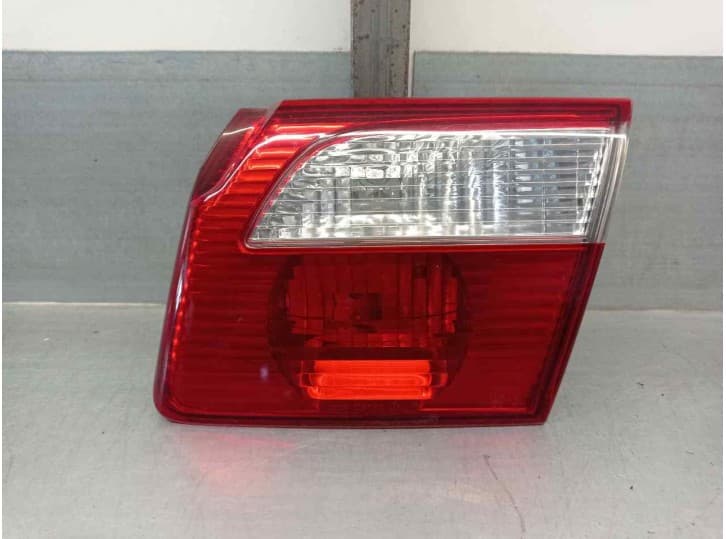 Recambio de piloto trasero porton derecho para mazda 626 v (gf) 2.0 td (gffp) referencia OEM IAM 22661919 DE PORTON 4 PUERTAS
