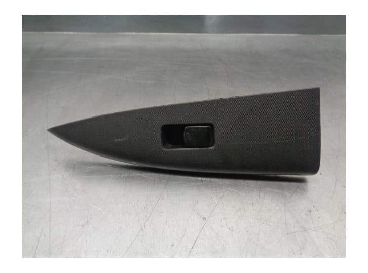 Recambio de mando elevalunas delantero derecho para nissan note (e11, ne11) 1.5 dci referencia OEM IAM 809609U00A 25411ED00B
