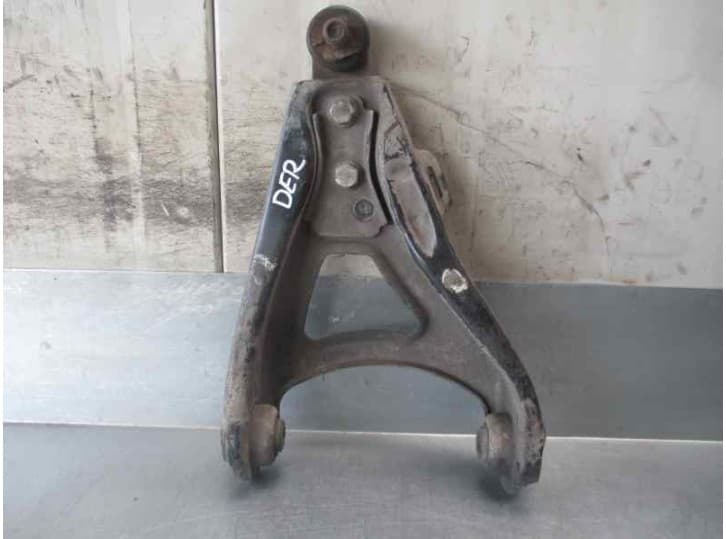 Recambio de brazo suspension inferior delantero derecho para renault 19 ii chamade (l53_) 1.9 d (l53j) referencia OEM IAM
