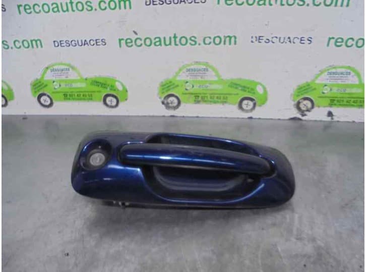 Recambio de maneta exterior delantera izquierda para chrysler grand voyager (rg) 2.5 crd referencia OEM IAM 0RP71TRMAC