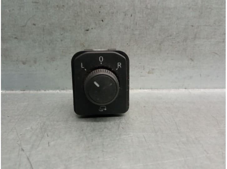 Recambio de mando retrovisor para seat arona (kj7, kjp) 1.0 tsi referencia OEM IAM 6F0959565 3269705S