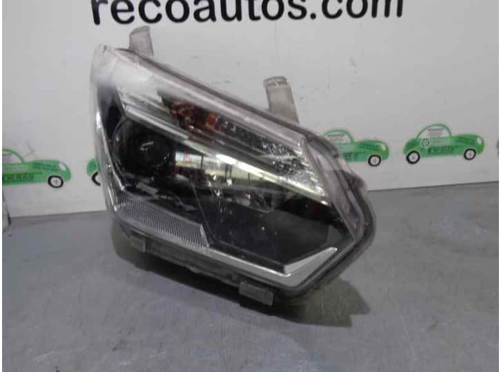 Recambio de faro derecho para isuzu d-max 1.9 turbodiesel referencia OEM IAM 9922681017 HB3 H11