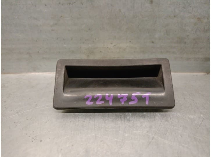 Recambio de maneta exterior porton para audi a3 sportback (8va, 8vf) 1.0 tfsi referencia OEM IAM 5N0827566T 5N0827566T