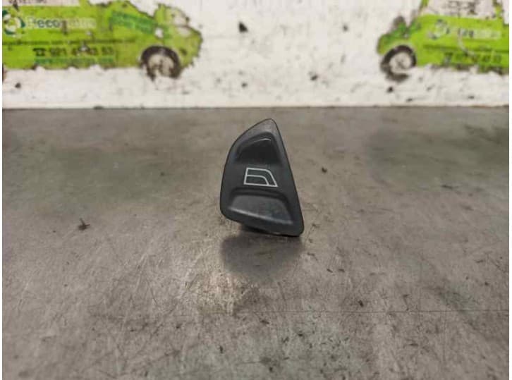 Recambio de mando elevalunas delantero izquierdo para ford ka (ru8) 1.2 referencia OEM IAM 1571422