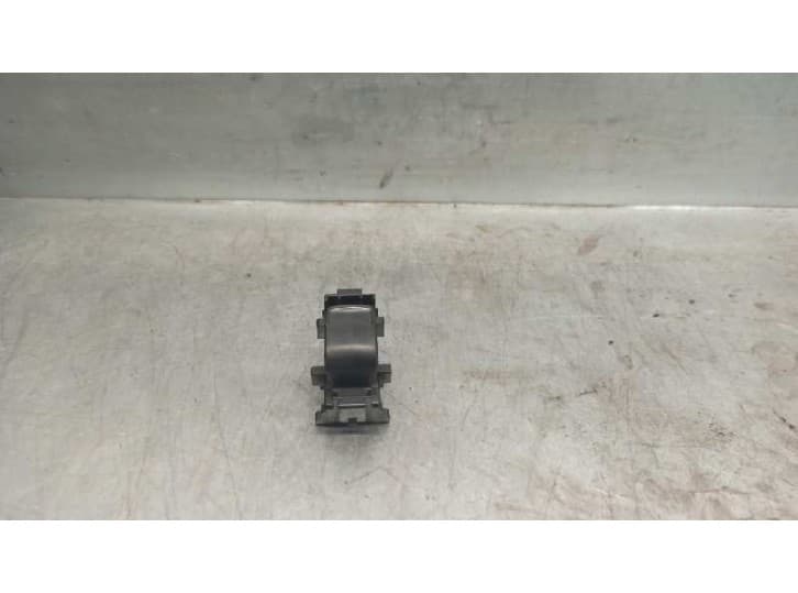 Recambio de mando elevalunas trasero izquierdo para toyota rav 4 iii (_a3_) 2.2 d 4wd (ala30_) referencia OEM IAM 8292H68