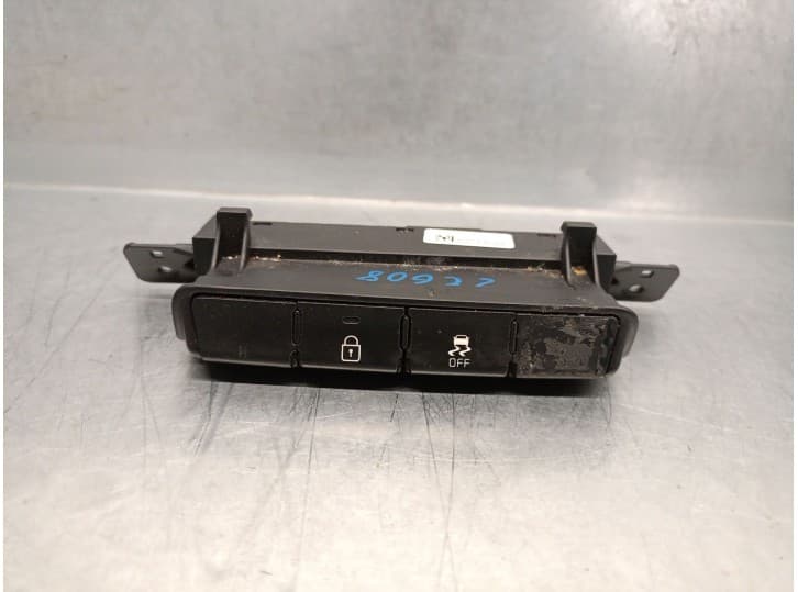 Recambio de mando multifuncion para kia pro cee'd (jd) 1.6 crdi 136 referencia OEM IAM 93700A2000