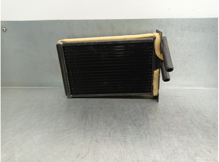 Recambio de radiador calefaccion / aire acondicionado para seat ronda referencia OEM IAM 4831403 4831403 VALEO