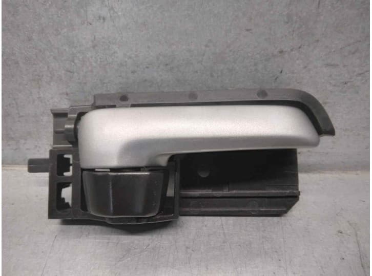 Recambio de maneta interior trasera derecha para suzuki splash (ex) 1.0 (a5b 310) referencia OEM IAM 8311062J00S1S