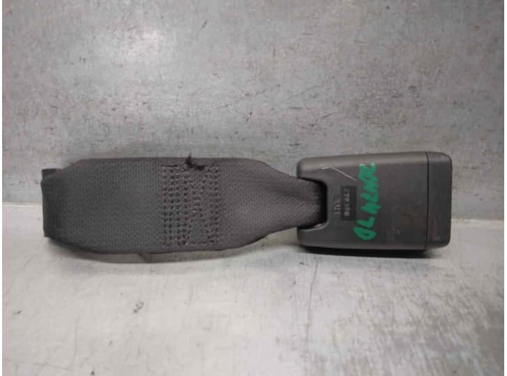 Recambio de enganche cinturon trasero derecho para suzuki splash (ex) 1.0 (a5b 310) referencia OEM IAM 8490851K015PK 5 PUERTAS