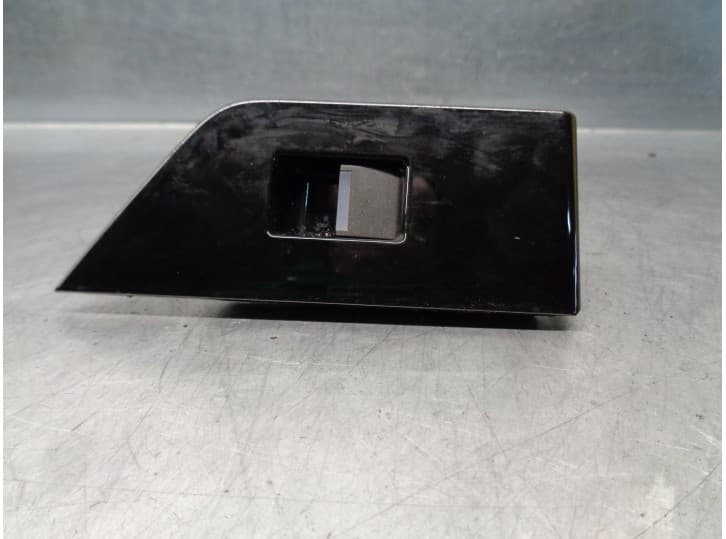 Recambio de mando elevalunas trasero derecho para land rover range rover evoque (l538) 2.2 d 4x4 referencia OEM IAM LR025907