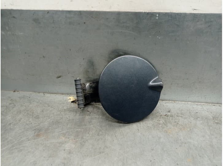 Recambio de tapa exterior combustible para chrysler grand voyager (rg) 2.8 crd referencia OEM IAM 04660572AE