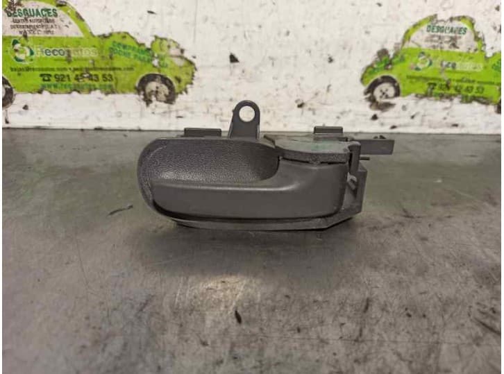 Recambio de maneta interior delantera derecha para toyota aygo (_b1_) 1.0 (kgb10_) referencia OEM IAM 692050D060B2