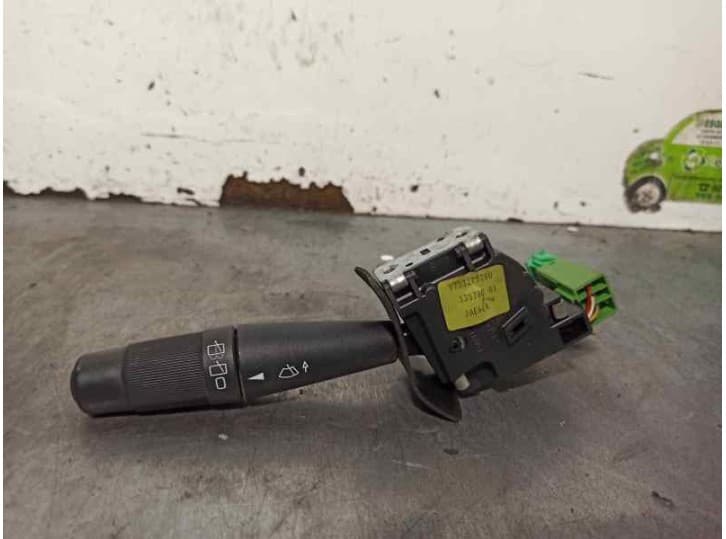 Recambio de mando limpia para mazda 3 sedán (bk) 2.0 mzr-cd (bk12) referencia OEM IAM 9753275380 33570001 JAEGER