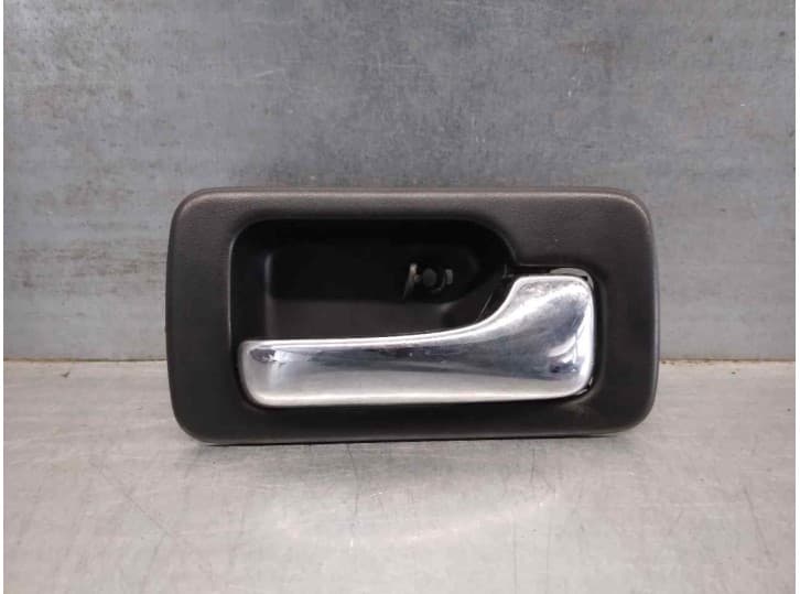 Recambio de maneta interior trasera derecha para rover 600 i (rh) 620 si referencia OEM IAM SN7R2