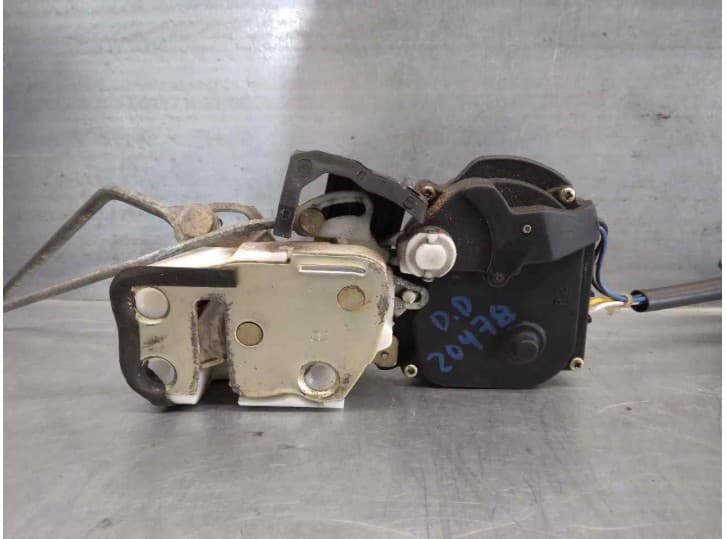 Recambio de cerradura puerta delantera derecha para rover 600 i (rh) 620 si referencia OEM IAM 72111SN7G030 4 PUERTAS