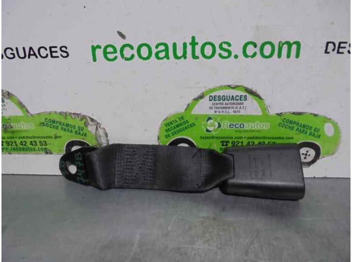 Recambio de enganche cinturon trasero derecho para alfa romeo gt (937_) 2.0 jts (937cxh1a, 937cxh11) referencia OEM IAM 10447090